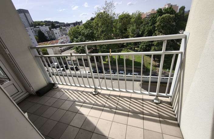 RICHELANDIERE, 3P+C avec garage — photo 3