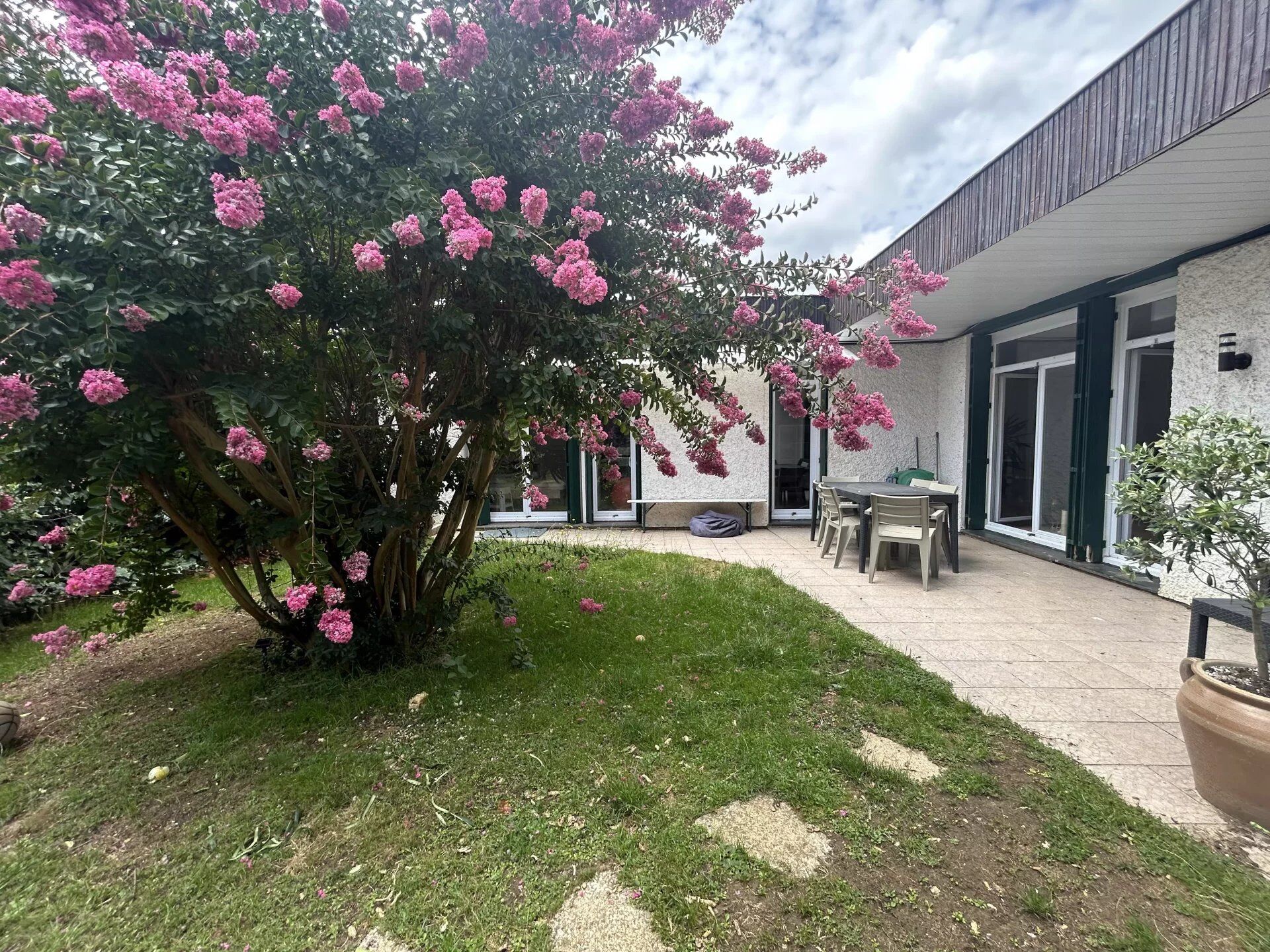 Maison 4 pièces 100 m² · à Le Mée-sur-Seine · 100 m² · 247 800 €