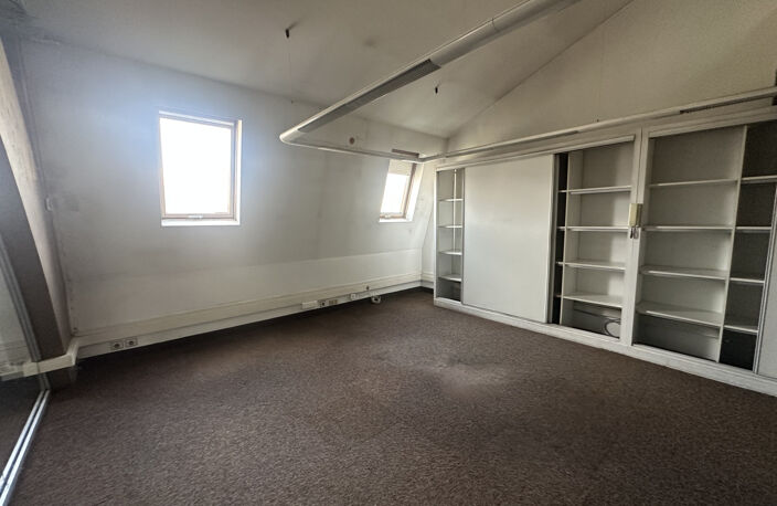 Jeanne d'Arc - Plateau de 619m2 - 1 795 000 EUR — photo 3