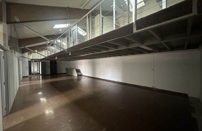 Jeanne d'Arc - Plateau de 619m2 - 1 795 000 EUR — photo 5