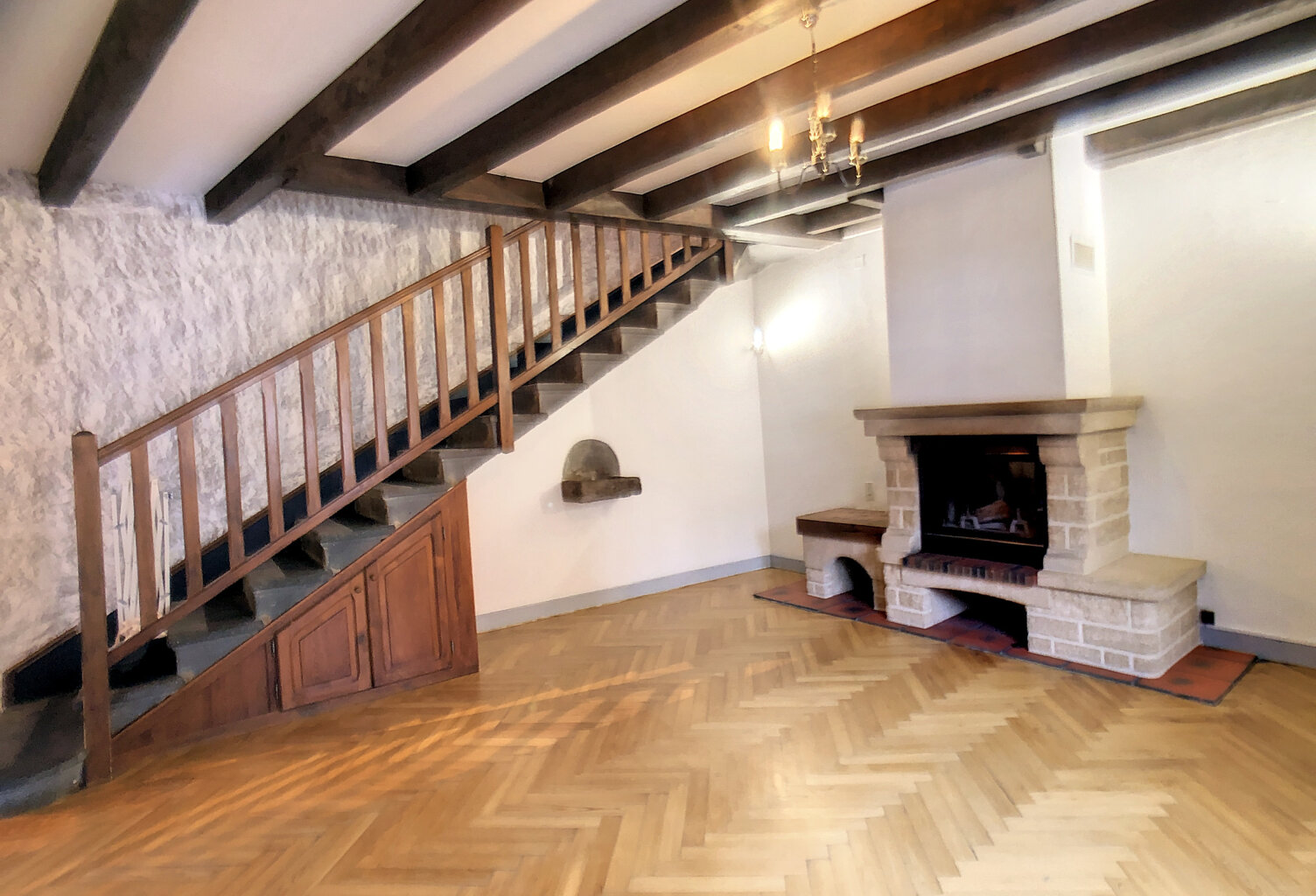 10MN ISSOIRE - 35MN CLERMONT-SUD - Maison habitable de suite — photo 1