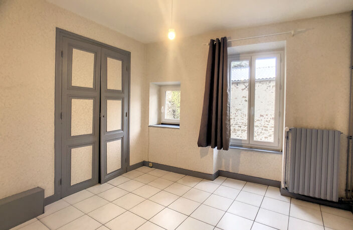 10MN ISSOIRE - 35MN CLERMONT-SUD - Maison habitable de suite — photo 3