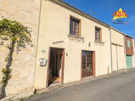 maison en pierre sur DAMVIX Marais Poitevin vue rivière — photo 2