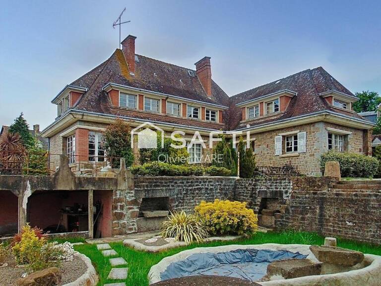 Propriété avec habitation de 320 m², 4 dépendances, terrain 1,3 ha, Lonlay L'Abbaye — photo 1