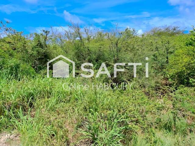 MAGNIFIQUE TERRAIN CONSTRUCTIBLE EN BORD DE MER — photo du bien