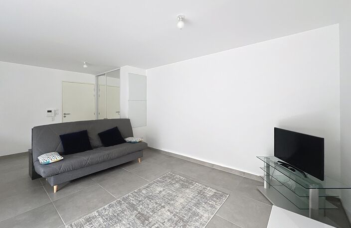 Appartement T3 77 m² RDC - PIBRAC — photo 2