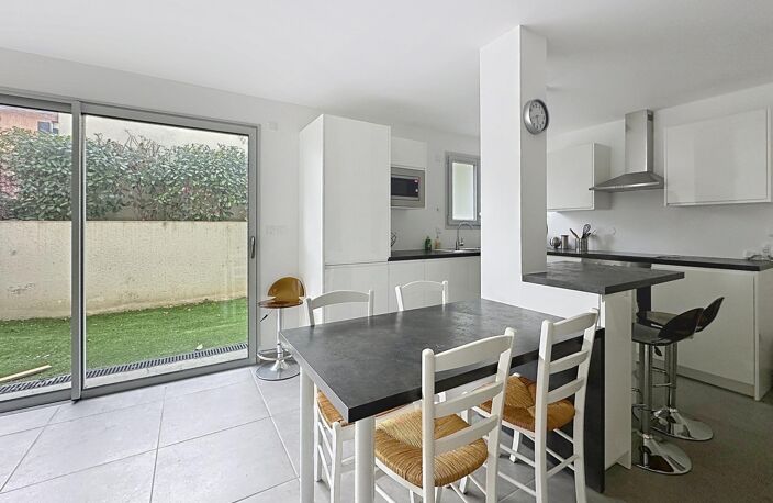 Appartement T3 77 m² RDC - PIBRAC — photo 3