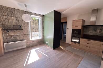 Appartement  275000 €