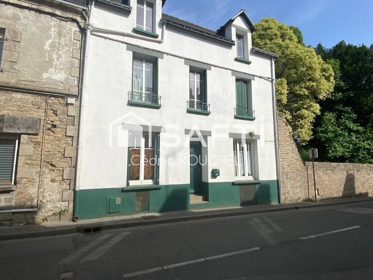 Maison de ville avec beau potentiel au coeur de Quimperlé — photo 1