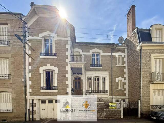 EN EXCLUSIVITÉ – Maison de caractère avec ascenseur au cœur de Brive — photo du bien
