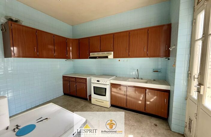 EN EXCLUSIVITÉ – Maison de caractère avec ascenseur au cœur de Brive — photo 3