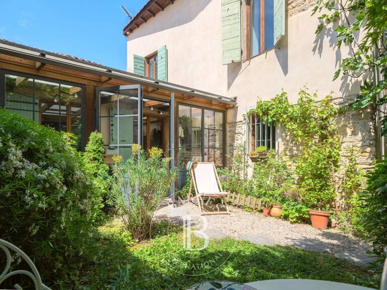 Saint-Didier-au-Mont-d'Or - Centre - Maison de village - 2 chambres - Jardin — photo 1