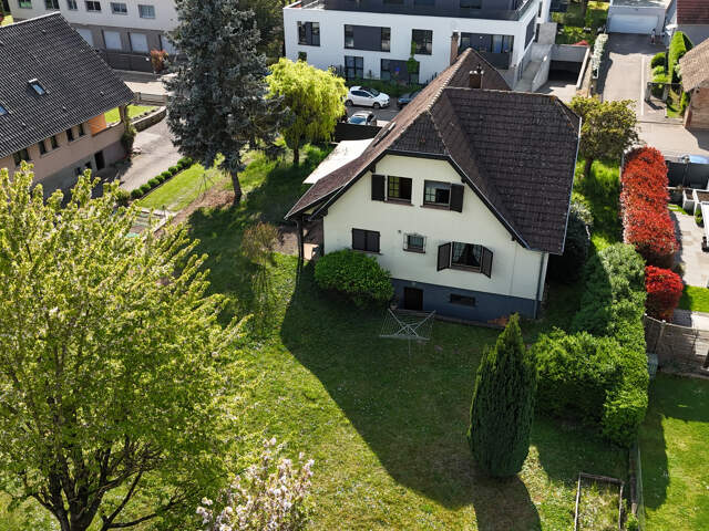 NIEDERHAUSBERGEN - Maison individuelle 7 pièces sur 11,65 ar — photo du bien