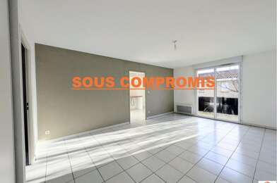 Appartement 3 pièces 172400 €