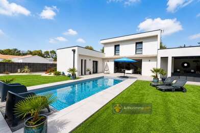 Maison 6 pièces 599000 €
