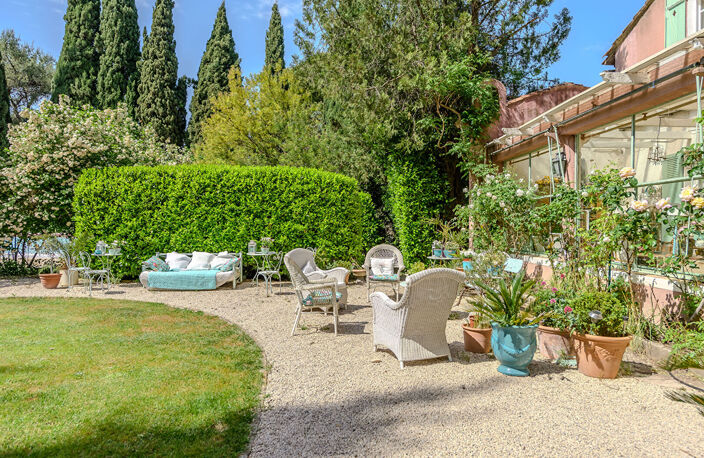 Parc naturel des Alpilles Maison de maître  XIX eme siècle 648 m2 habitables  avec piscine et tennis — photo 3