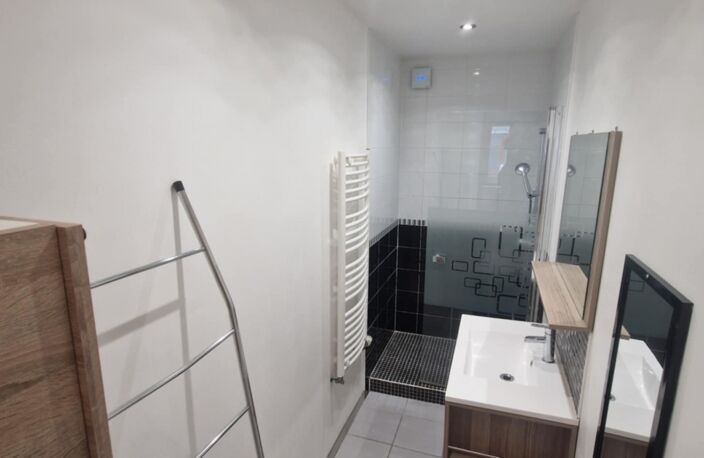 Vente Maison/villa 4 pièces — photo 3