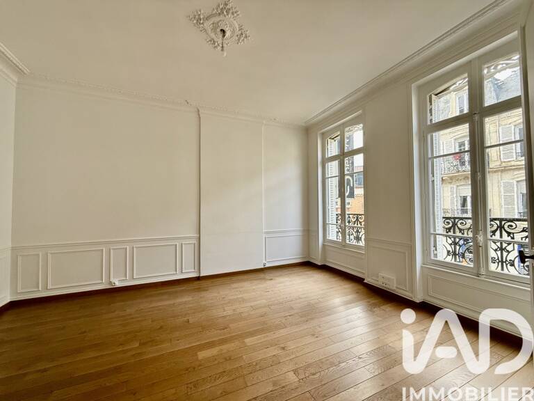 Vente Immeuble 9 pièces — photo 1
