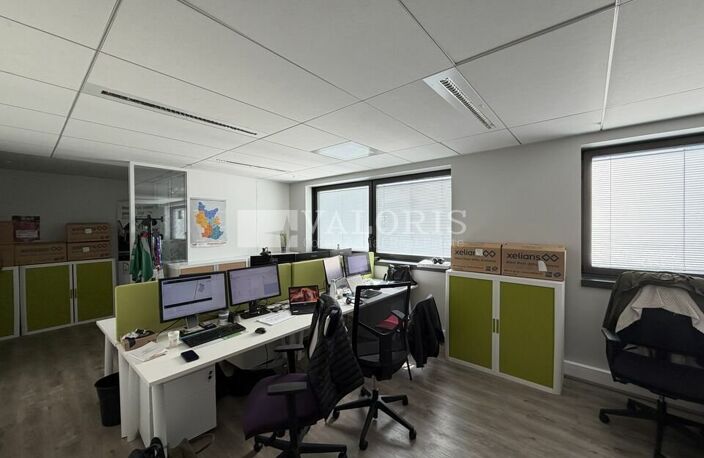 BUREAUX à LOUER — photo 3