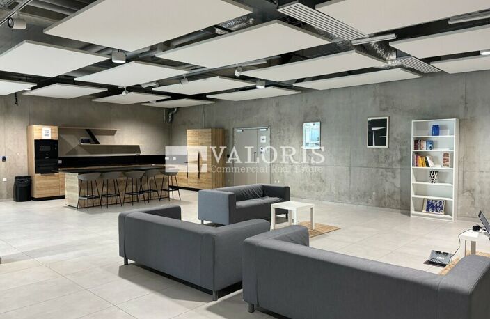 LOCAL COMMERCIAL - SERVICES à LOUER — photo 5