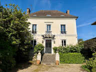 Maison à vendre en plein centre-ville de L'Isle-Adam avec dépendance - 6 chambres — photo 2