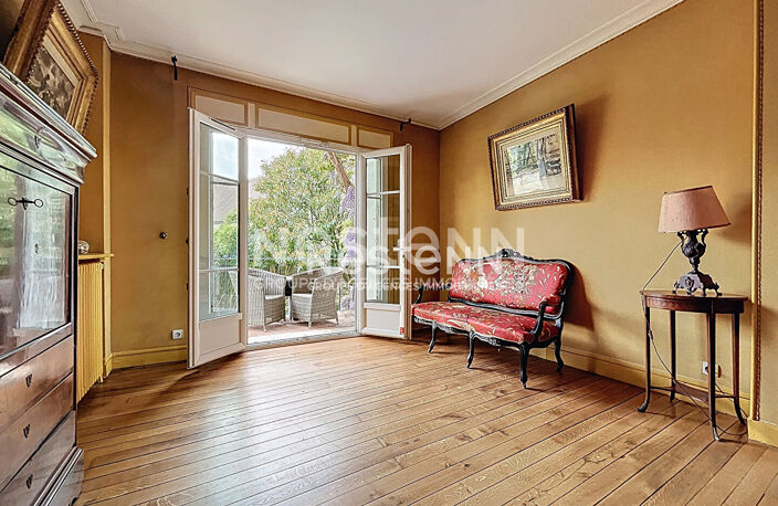 Maison à vendre en plein centre-ville de L'Isle-Adam avec dépendance - 6 chambres — photo 4