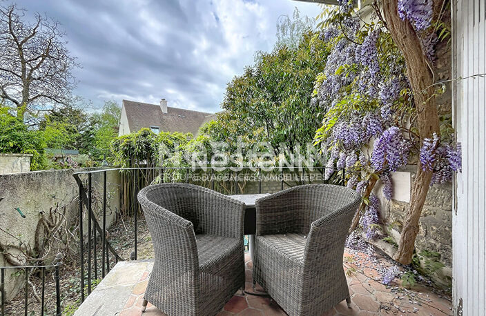 Maison à vendre en plein centre-ville de L'Isle-Adam avec dépendance - 6 chambres — photo 5