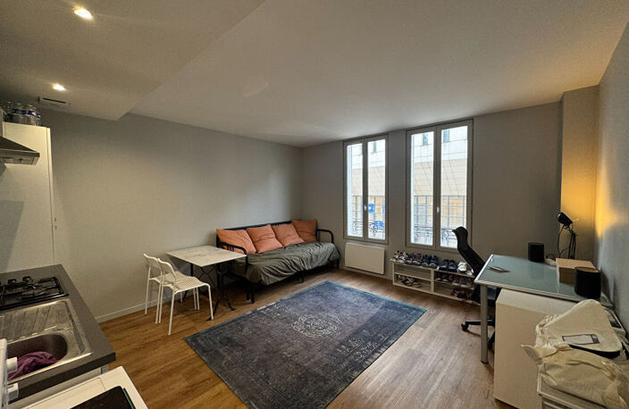 IMMEUBLE LOCATIF - REIMS CENTRE-VILLE - 102 m² — photo 3