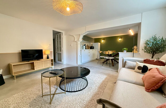 APPARTEMENT 3 PIECES 81.5 m2 - REIMS JEAN JAURES — photo 2