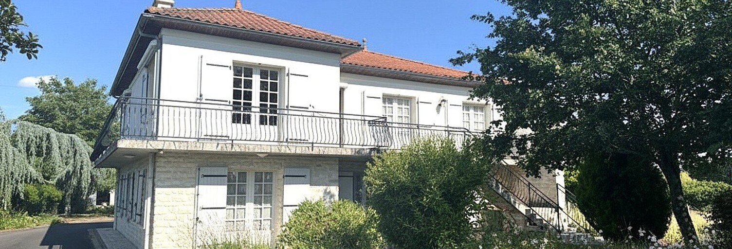 Maison 7 Pièces 175 m² à vendre à Saint-Sever-de-Saintonge (17800)