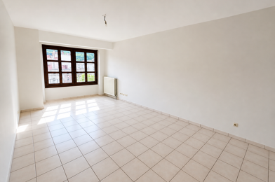 Appartement 3 pièces 750 €