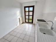 F3 AVEC GARAGE ET CAVE - PLACE DU BICENTENAIRE — photo 4