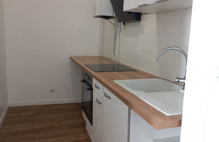A LOUER - Montélimar - APPARTEMENT T3 — photo 2
