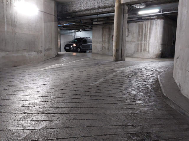 NICE-Pasteur: parking sécurisé au premier sous/sol — photo du bien
