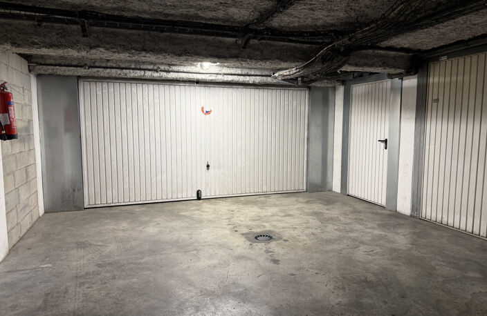 NICE-Pasteur: parking sécurisé au premier sous/sol — photo 2