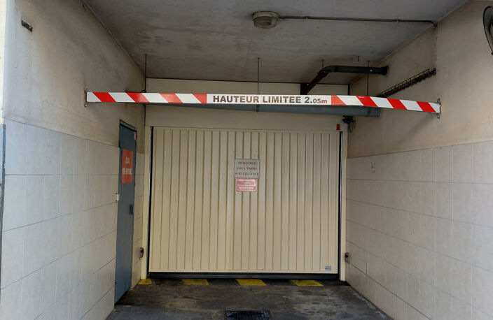 NICE-Pasteur: parking sécurisé au premier sous/sol — photo 3