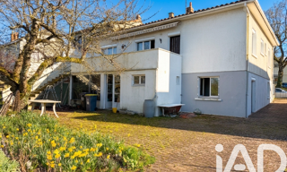 Maison 5 Pièces 131 m² à vendre à Parthenay (79200)