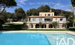 Maison 7 Pièces 248 m² à vendre à Peyruis (04310)