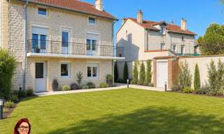 Immeuble  225 m² à vendre à Fraisses (42490)