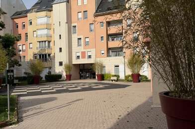 Commerce  99500 €