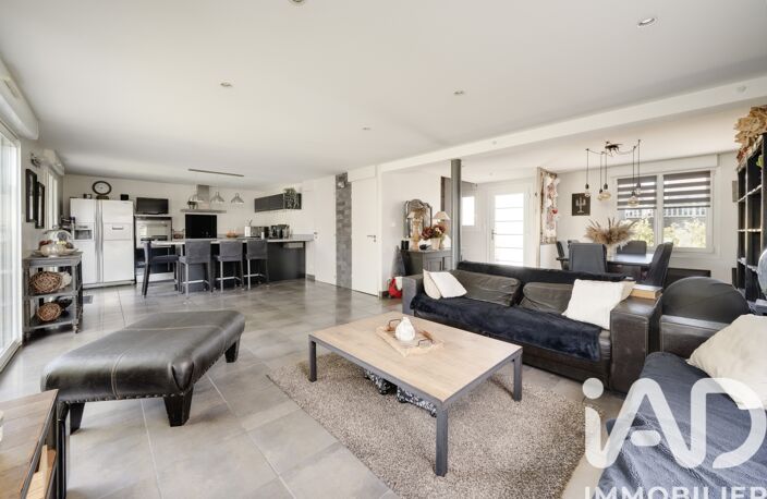 Vente Maison traditionnelle 6 pièces — photo 3