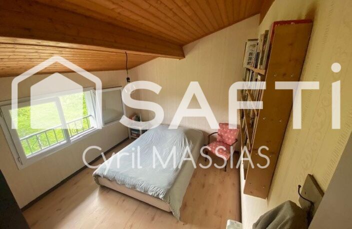 Au calme sur 1960 m² de terrain. — photo 4