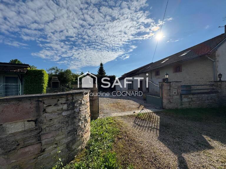 Idéal premier achat avec beau potentiel — photo 1