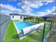 Maison contemporaine de plain pied avec piscine — photo 3
