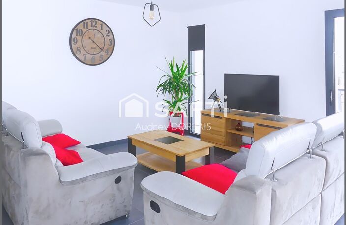 Maison contemporaine de plain pied avec piscine — photo 5