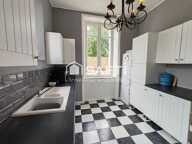 Maison bourgeoise 201 m² avec jardin et parking — photo 4