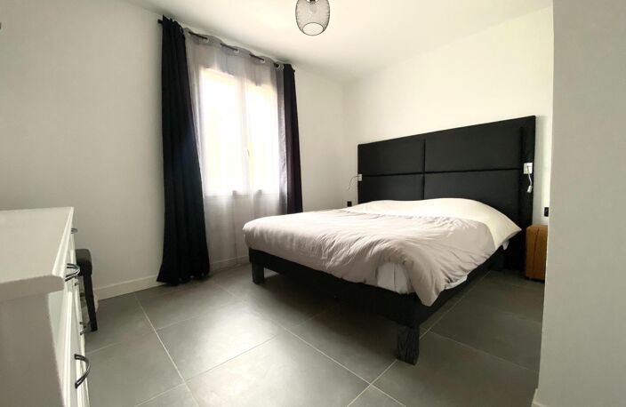 MAISON DE PLAIN-PIED SOUS DECENNALE AVEC VUE DÉGAGÉE SUR LES CHAMPS À 10 MINUTES DE LA ROCHELLE ! — photo 5