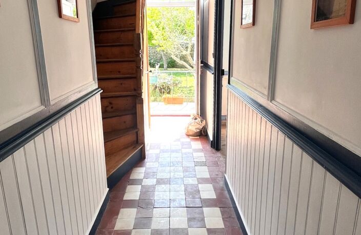 Vente Maison/villa 7 pièces — photo 2