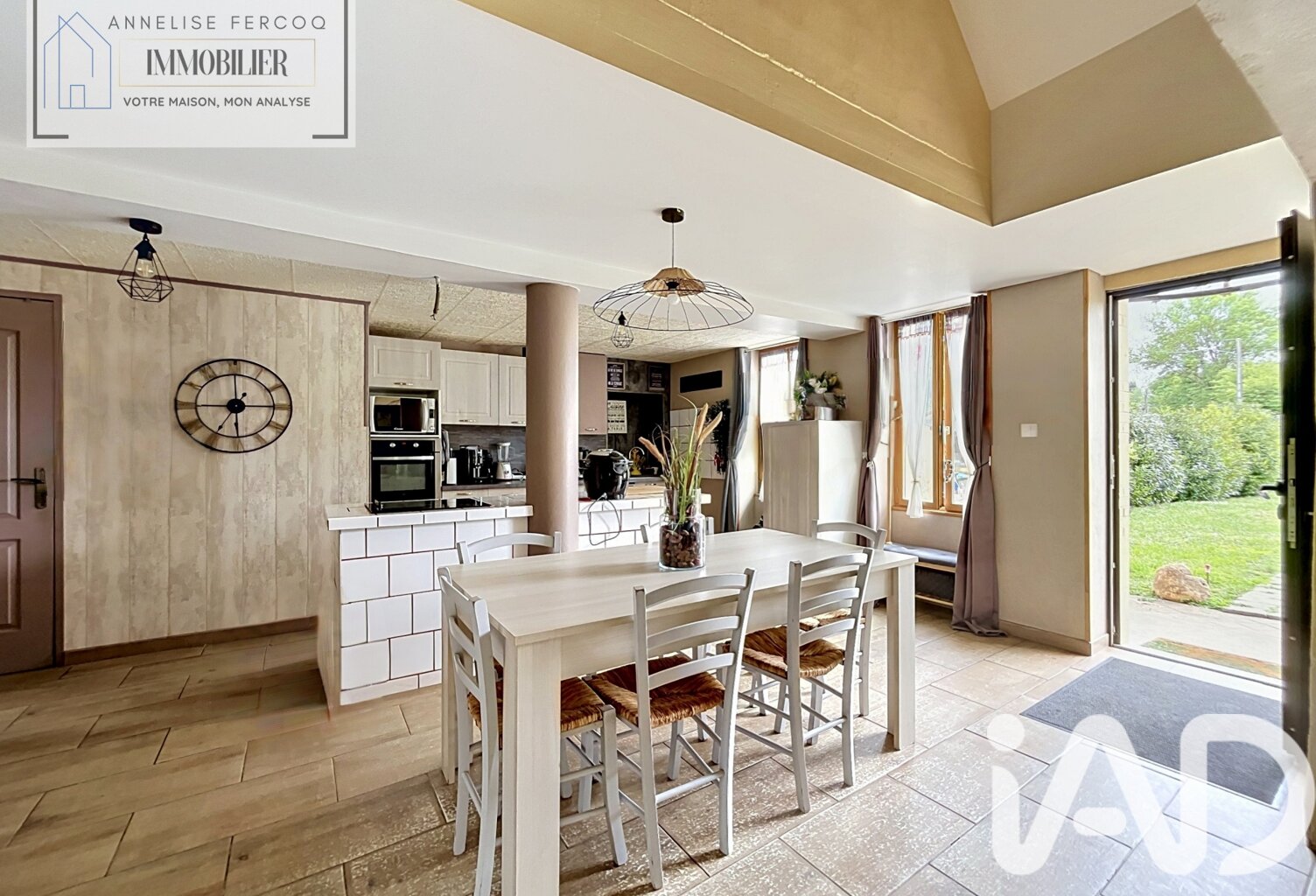 Vente Maison/villa 8 pièces — photo 1