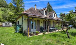 Maison 9 Pièces 165 m² à vendre à Saint-Cyprien (24220)